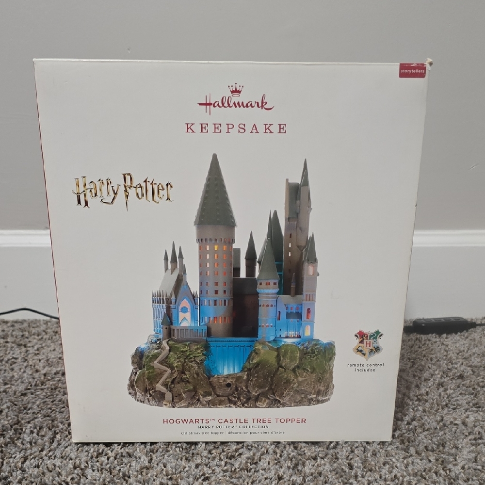 Hallmark Keepsake Hogwarts Castle Topper